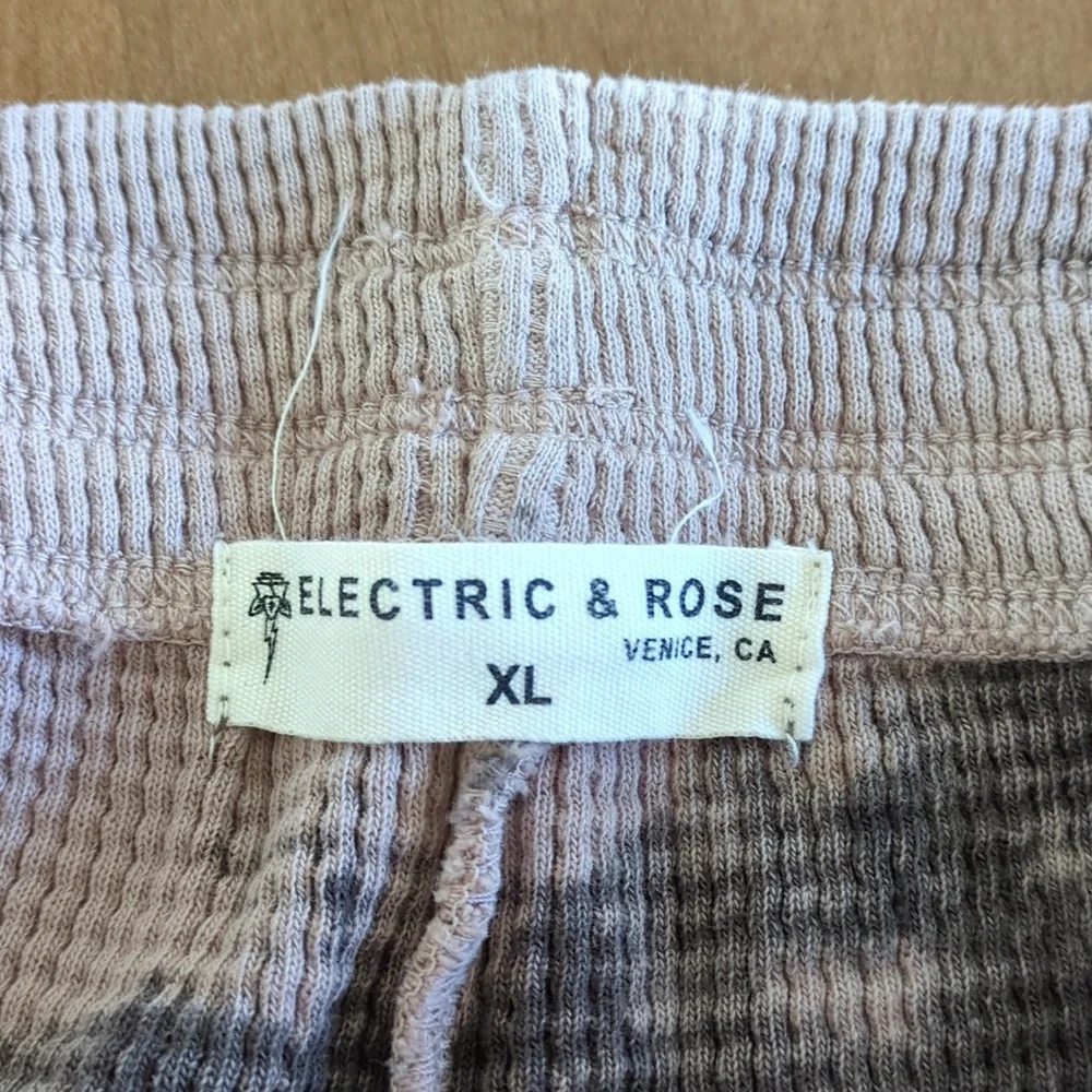 Sweatpants - Picture 5 of 6